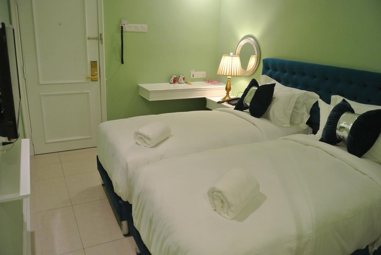 1 Day Car Hotel Station 18 Ipoh Kültér fotó